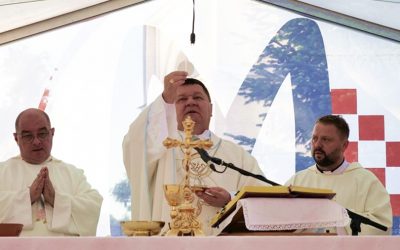 Drugi dan Mladifesta kulminirao scenskim prikazom Isusove muke i uskrsnuća