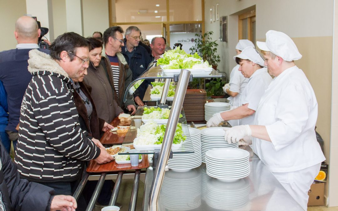 Grad Sisak zabranio Caritasu humanitarno djelovanje u gradskim školama