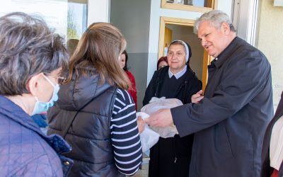 Tradicionalni susret biskupa i korisnika Caritasove pučke kuhinje