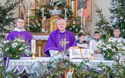 Biskup predvodio misu u Hrvatskoj Dubici