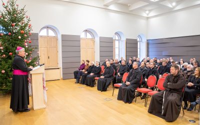 Božićno čestitanje biskupa, svećenika, redovnika, redovnica i djelatnika biskupije