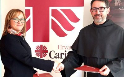 Potpisani ugovori o suradnji između Hrvatskog Caritasa i Caritasa Sisačke biskupije