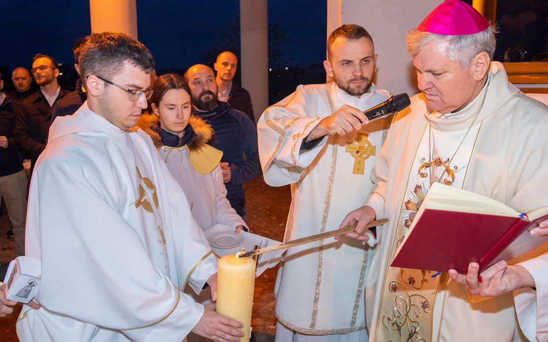 Vazmeno bdjenje u bazilici sv. Kvirina