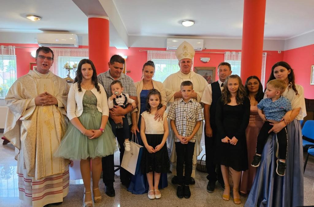Biskup krstio šesto dijete obitelji Židak