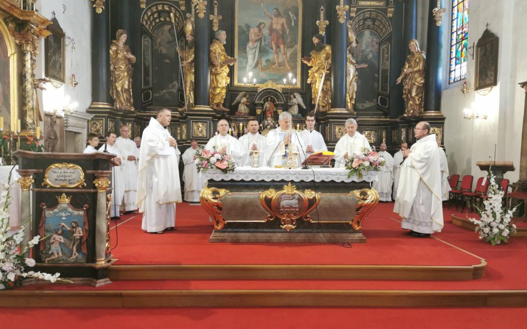 Biskup Košić predvodio proslavu Gospe Karmelske kod varaždinskih franjevaca