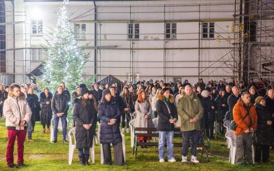 Polnoćka u katedralnoj župi u Sisku