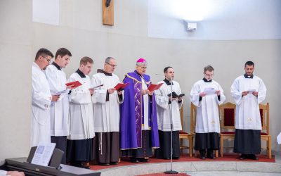 Molitva Večernje i Lamentacije u bazilici sv. Kvirina