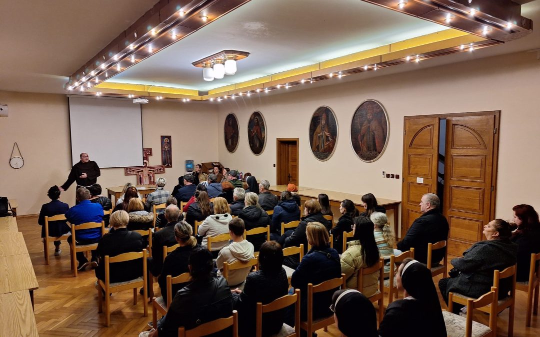 Predavanje za korisnike župnog Caritasa o pravima i uslugama u sustavu socijalne skrb
