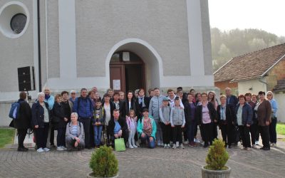 Emaus župa Posavski Bregi i Lijevi Dubrovčak u Lobor