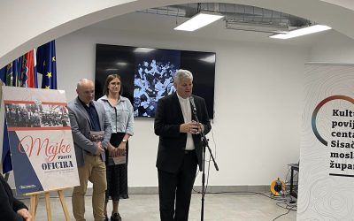 Biskup nazočio otvorenju izložbe “Majke protiv oficira: Bedem ljubavi Sisak u Domovinskom ratu“.
