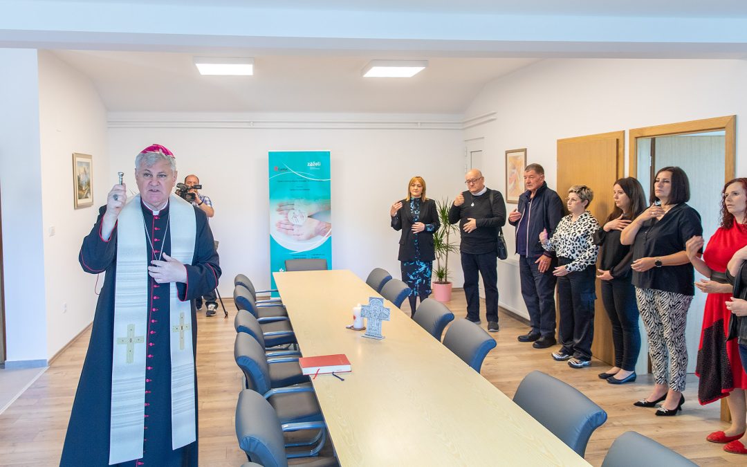 Blagoslovljeni novi prostori uprave Caritasa Sisačke biskupije