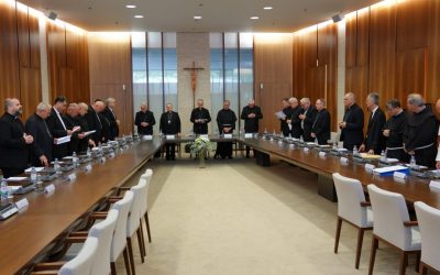 Održan susret biskupa HBK-a s redovničkim poglavaricama i poglavarima