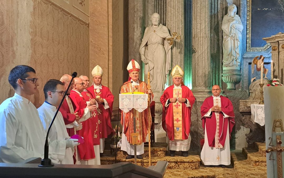 Biskup predvodio slavlje Križeva u Rumi