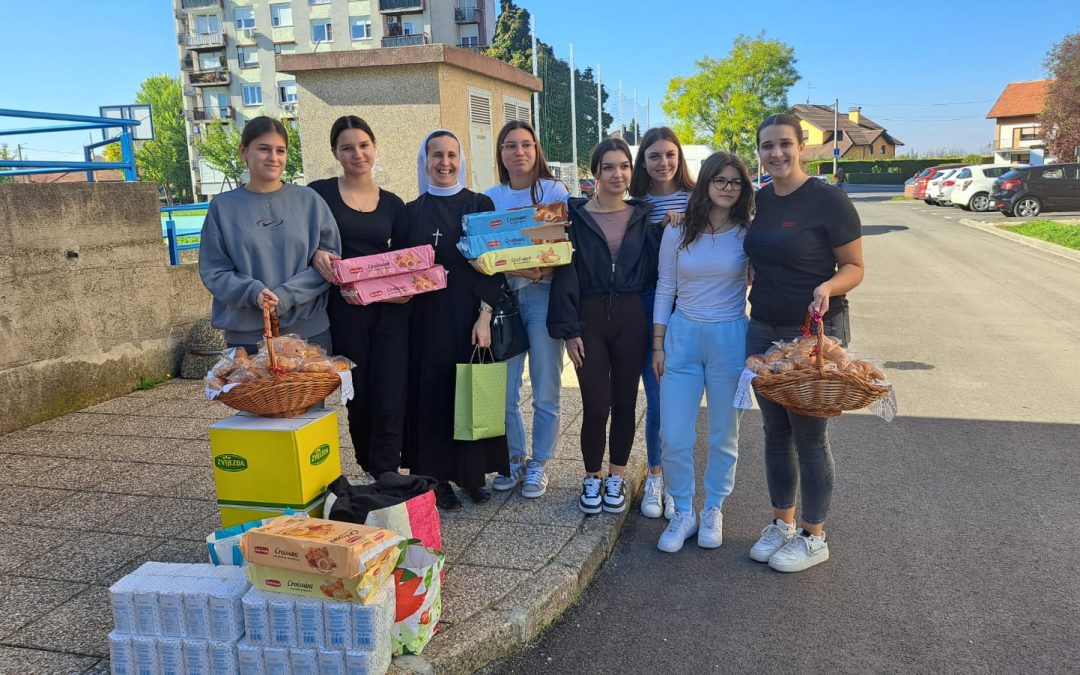 Maturantice Ekonomske škole posjetile pučku kuhinju