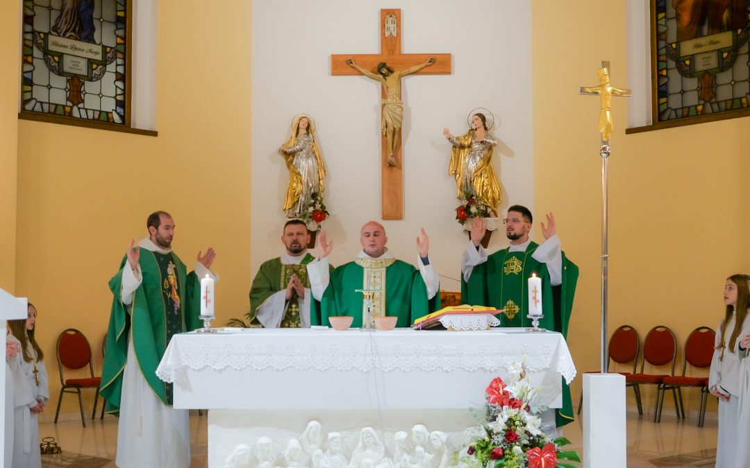Mjesečna duhovna obnova u Kravarskom