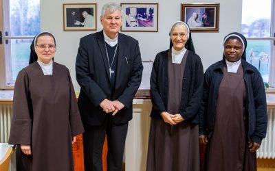 Biskup primio sestre Karmelićanke Božanskog Srca Isusova