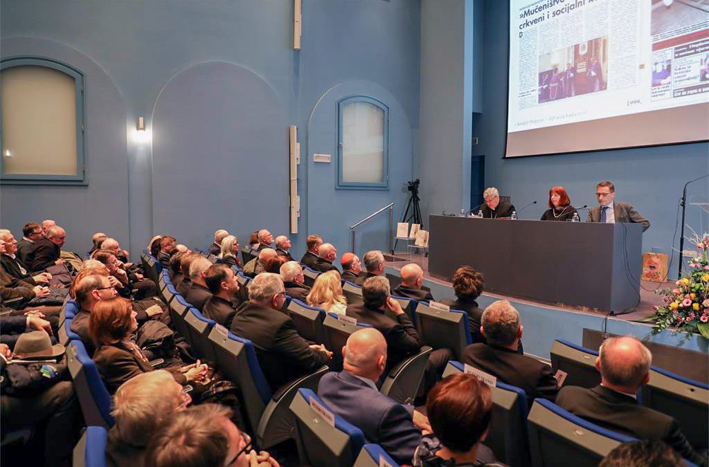 Predstavljene knjige „Poruke sa Stepinčeva groba“ i „Alojzije Stepinac – žrtva za budućnost“