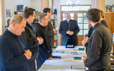 Započeli dekanatski susreti biskupa i svećenika na temu primjene zaključaka i odluka Sinode