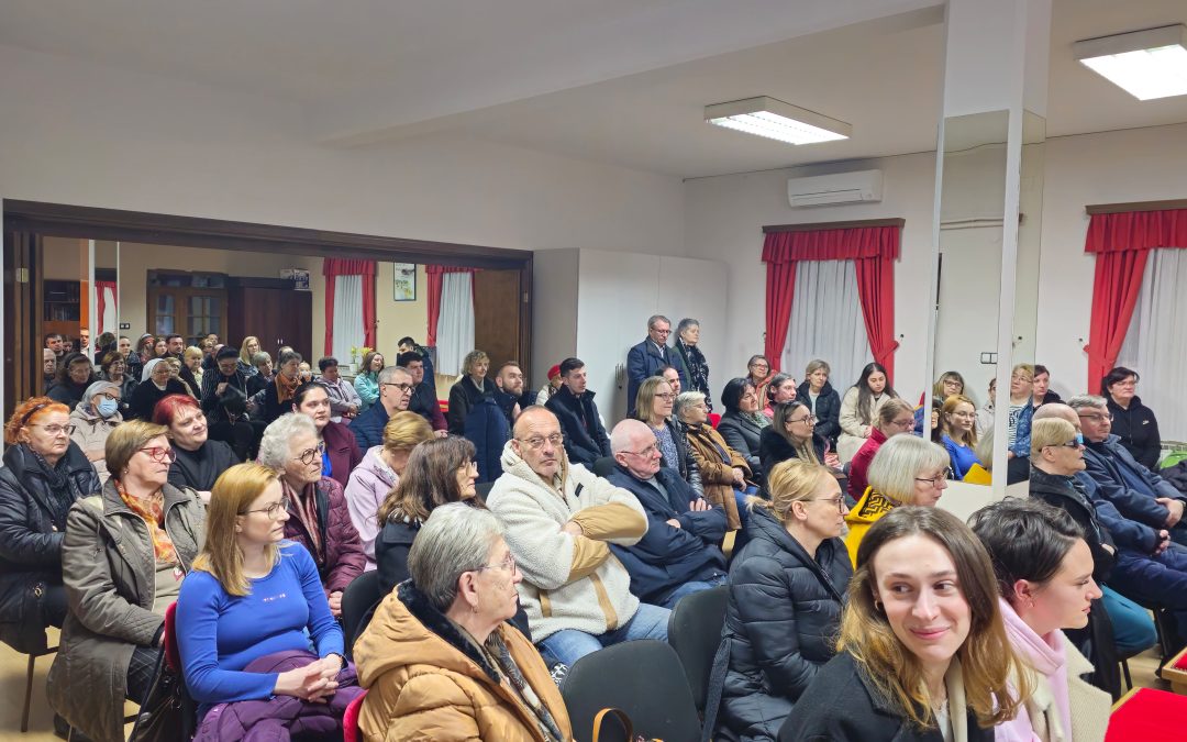 Održana kateheza „Izgraditi Crkvu karizmama“
