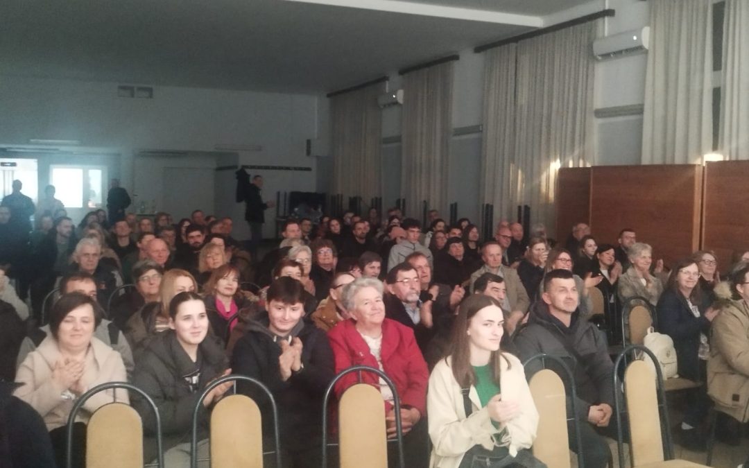 Predstava „Teška vremena“ u Voloderu