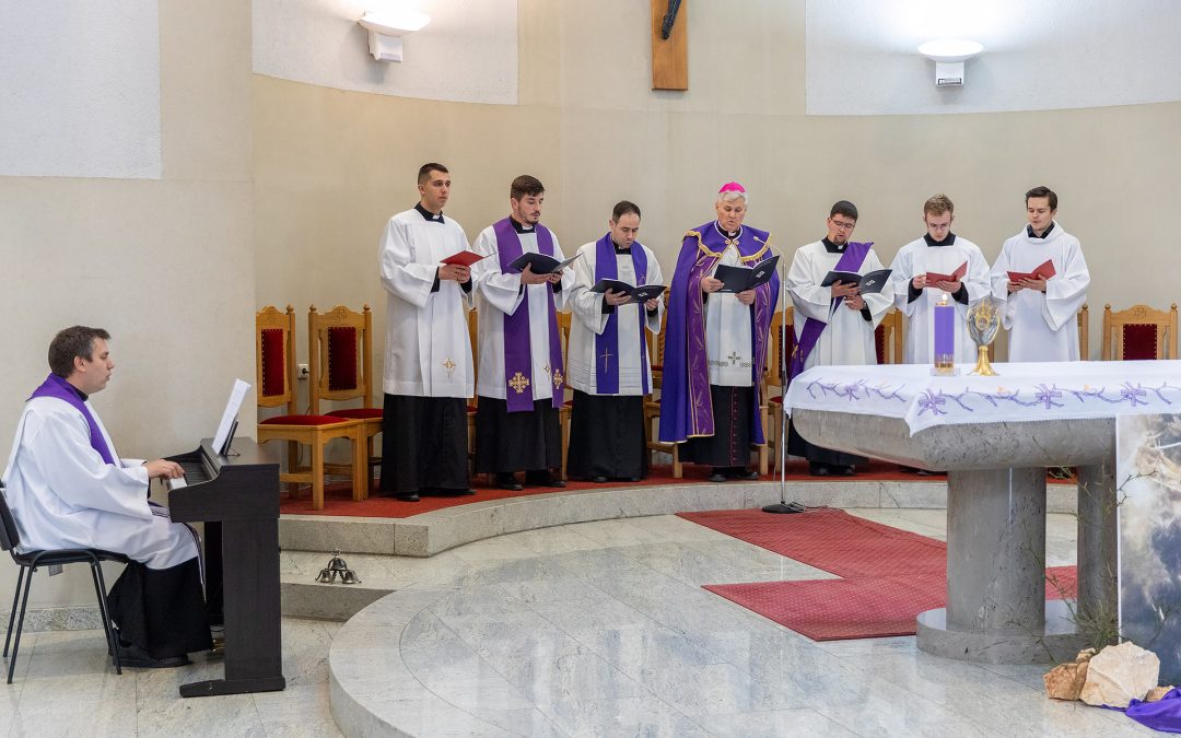 Molitva večernje i Lamentacije