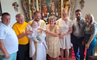 U župi Voloder kršteno šesto dijete obitelji Hanzec