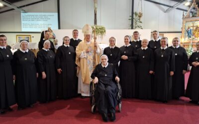 Biskup predvodio slavlje doživotnih zavjeta s. Faustine Sabolić i s. Karle Mandić i zahvalu sestara jubilarki