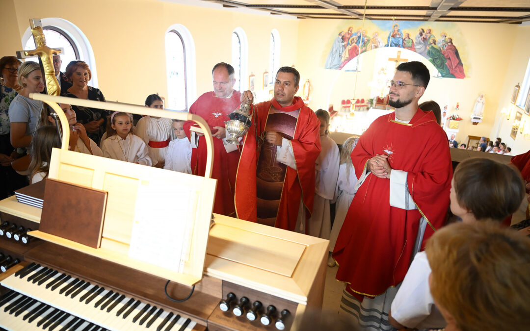 Proslava Uzvišenja Svetog Križa u Kravarskom i blagoslov novih orgulja