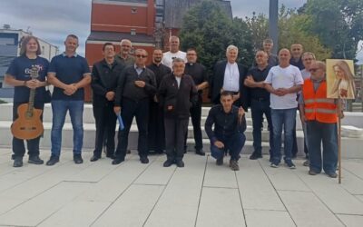 U Popovači održana muška molitva krunice na Trgu
