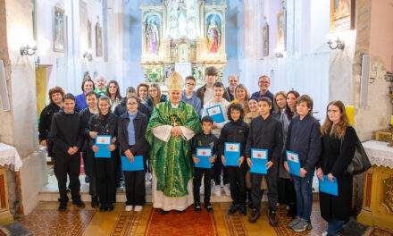 U znak sjećanja na đakona Milana Daniela Jurića – misa i dodjela stipendija u Pešćenici