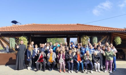 Korisnici i djelatnici Doma za odrasle osobe Petrinja posjetili župu Hrastovica