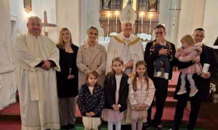 Biskup Košić krstio peto dijete obitelji Stepić