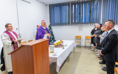 Biskup predvodio slavlje za djelatnike i zatvorenike Kaznionice u Glini