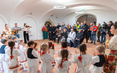 Blagoslovljena obnovljena župna kuća u Selima