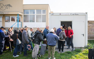 Caritas Sisačke biskupije podijelio uskrsne pakete najpotrebitijima