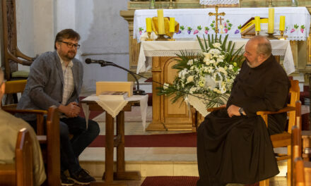 Predavanje dr. Luke Popova u župi Pešćenica