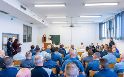 Biskup Košić predvodio misu za službenike i zatvorenike u Kaznionici u Glini