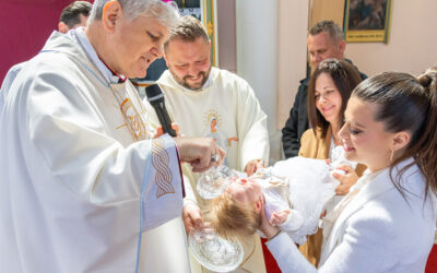 Biskup krstio šesto dijete obitelji Gulija