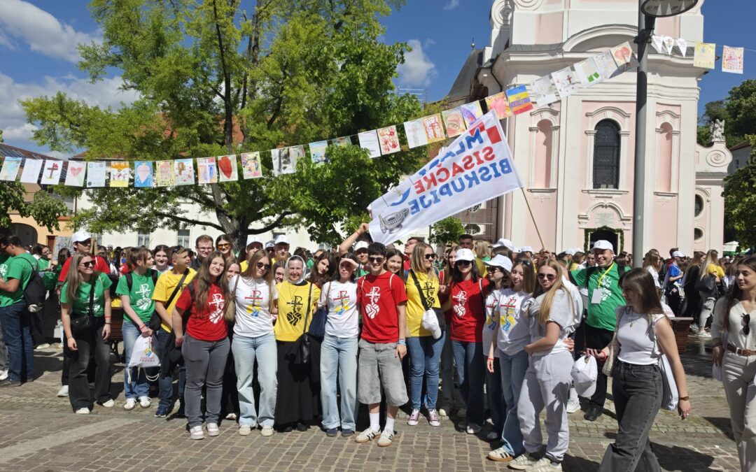 Mladi Sisačko-katedralnog dekanata na SHKM u Požegi