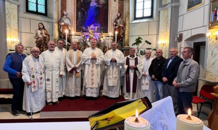Maturanti sa Šalate iz 1978. okupili se u Donjem Dragancu