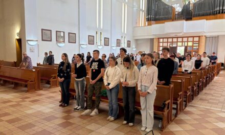 Učenici Srednje škole Glina nastavnu godinu zaključili misom zahvalnicom