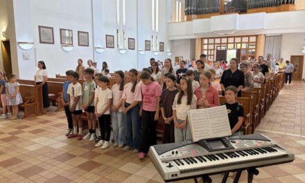 Misa zahvalnica za kraj školske godine u Glini