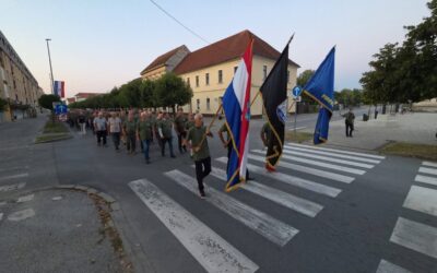 U Glini mimohodom i misom obilježena obljetnica početka VRO Oluja