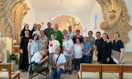 Biskup Košić slavio misu s članovima zajednice Vjera i svjetlo u Zidinama