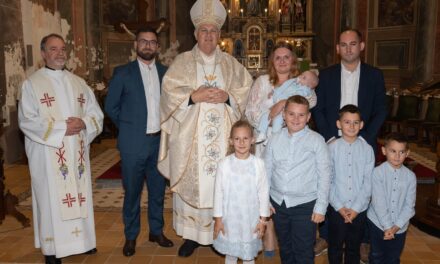Biskup krstio peto dijete obitelji Ružević